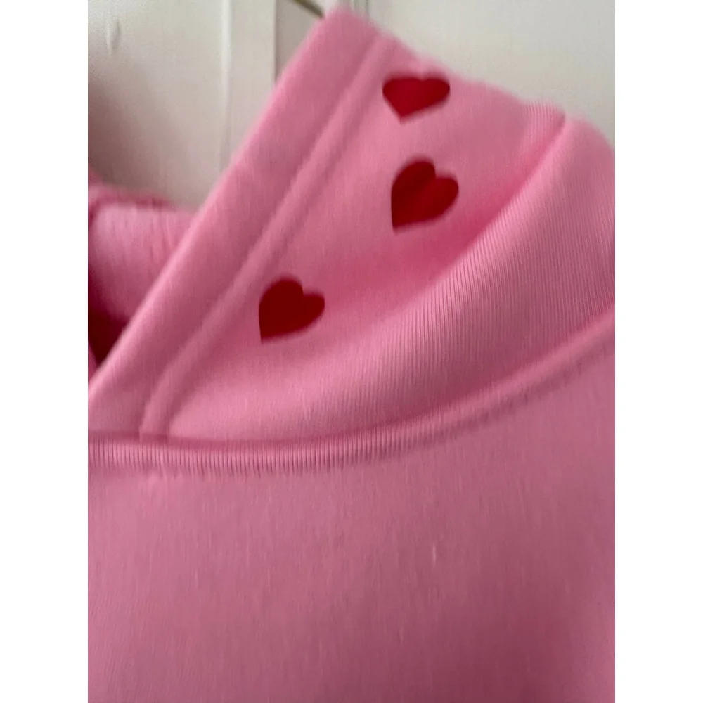 Unbranded women's Pink Hoodie with Red Hearts and Graphic, Size M - Picture 2 of 5